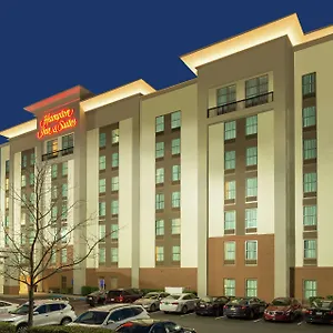 Hotel Hampton & Arrowood Rd, Charlotte